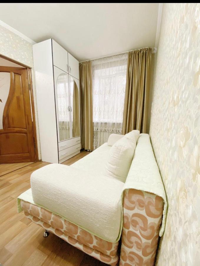 Apartments Ahmetova 4 21 Almaty Exteriér fotografie